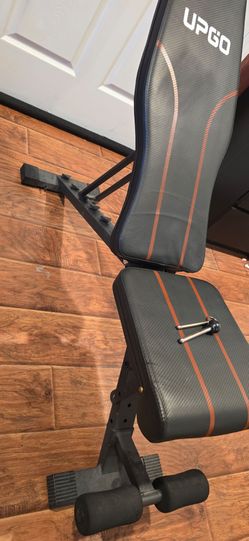 UPGO Adjustable exercise Weight Bench - Like New & Fully Assembled