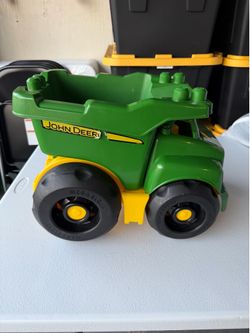 John Deere Truck