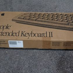 Apple Extended Keyboard II ADB New Open Box Vintage Rare M0312