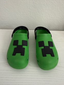 Minecraft Crocs Size 3