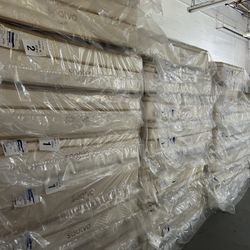 Luxury Saatva & Tempur-Pedic Mattresses – 50-80% Off!     •    Brand New, Minor Blemishes (Nothing That Affects Comfort)     •    King, Queen, Full, T