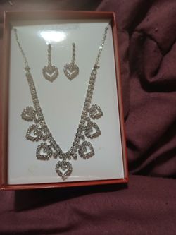 Women necklaces