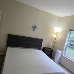 King Size Bed Frame With HEADBOARD and Memory Foam Matteress 