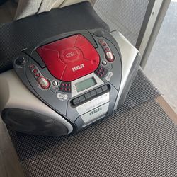 RCA boombox