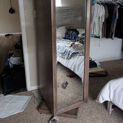 Full Length Mirror With Drawers In The Back