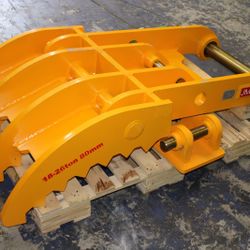 Excavator Caterpillar CAT-320/325 Hydraulic Thumb (Complete Set), Pin: 80 mm.  It Fits with 18-26 Tons.