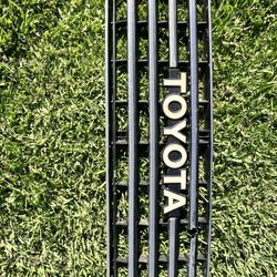 Fj 60 Land cruiser front grill