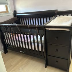 Crib With Changing Table 