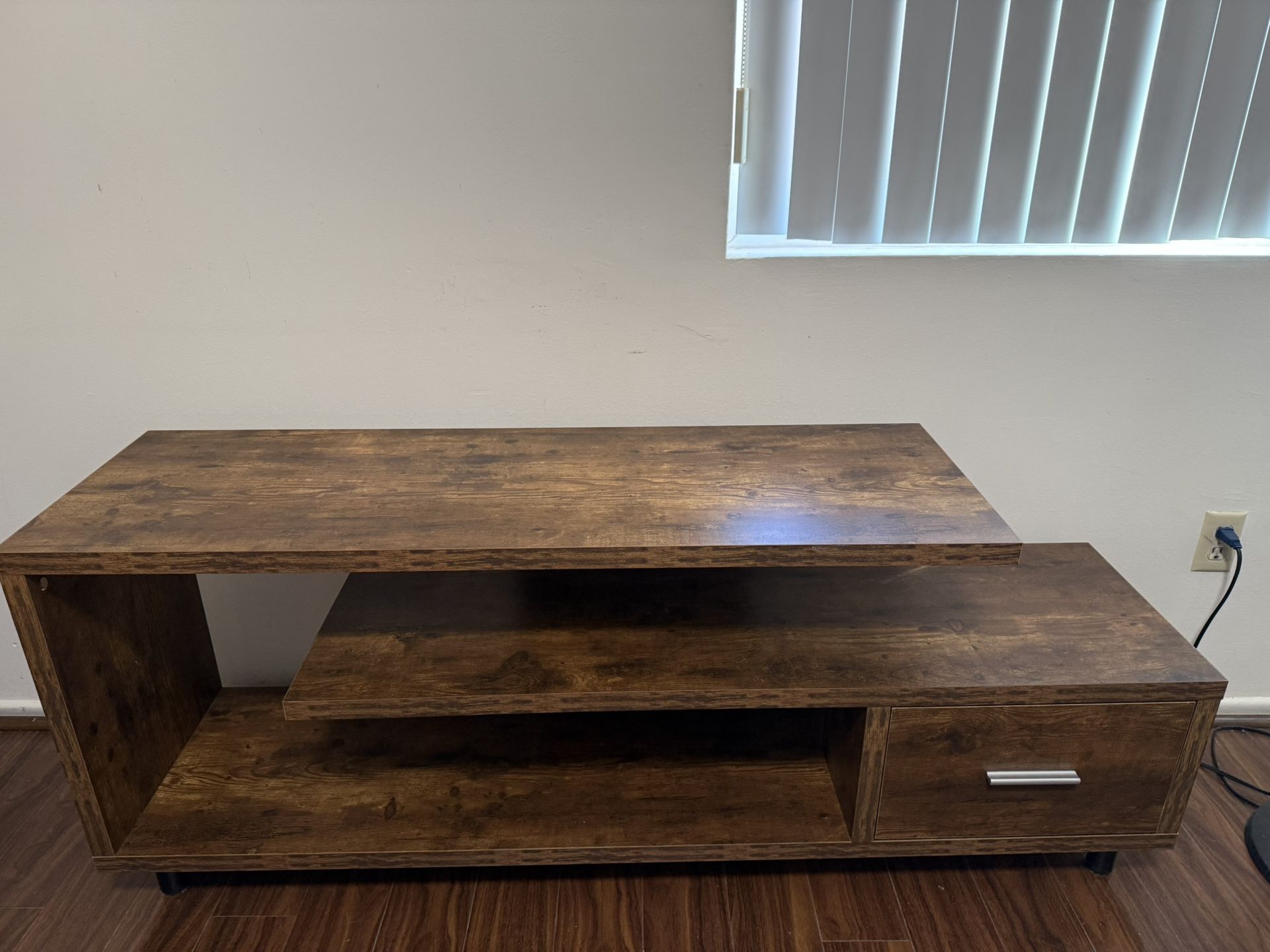 Wooden TV Stand with Drawer & Shelf