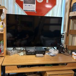 Brand new 38" Hisense TV hd4K