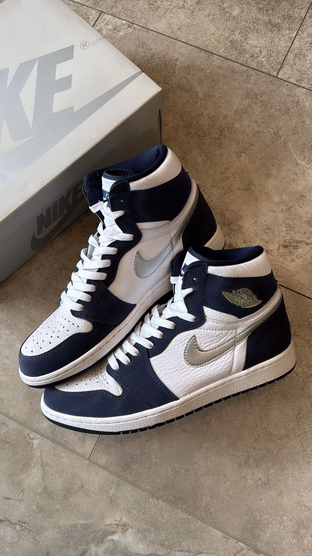 Jordan 1 Midnight Navy