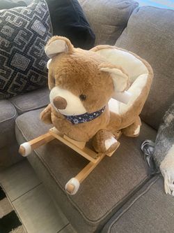 Qaba Kids Ride-On Rocking Horse Toy Bear Style Rocker with Fun Music & Soft Plush Fabric for Childre
