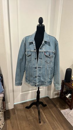 Men’s Denim Levi Trucker Jacket