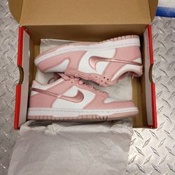 Nike Dunk Size 4y