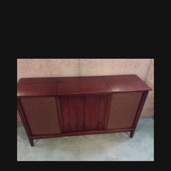 Silver stone Vintage Stereo 