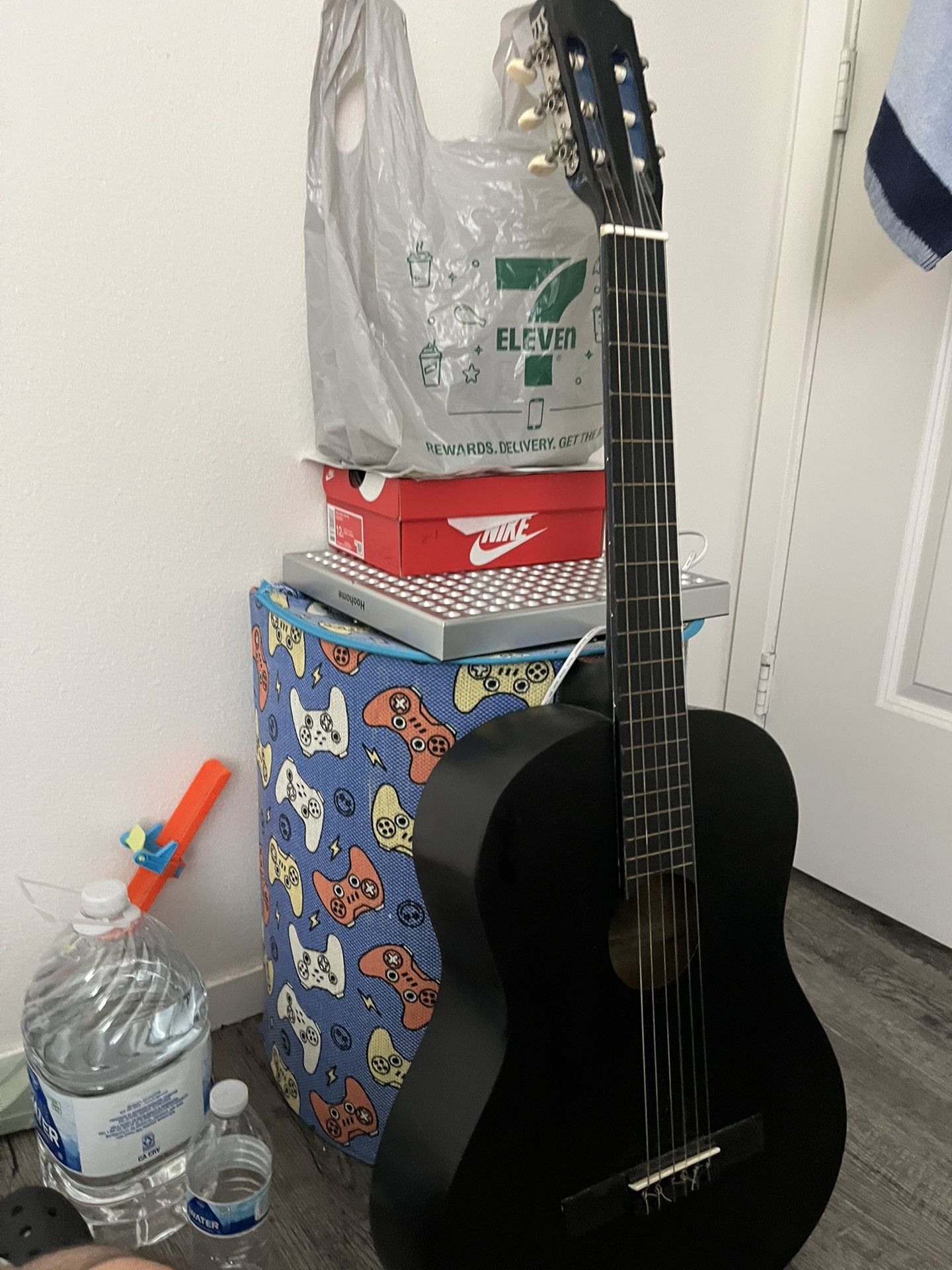 Guitar