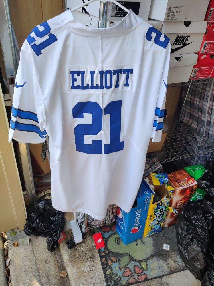 Cowboys Jersey size LG elliott