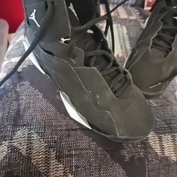 JORDANS Boys Youth Size 5