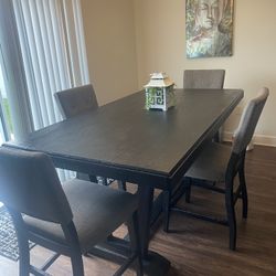 Beautiful, black and gray dining room set