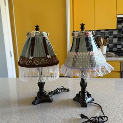 2 Lamps 