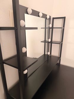 Black vanity great condition! Lights on!