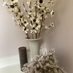 Floral Arrangements, Vase, Lamp, Collapsible Storageo