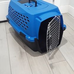 Pets Kennel Small Size 