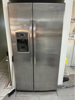 GE refrigerator excellent condition