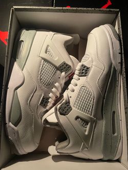 Jordan 4s
