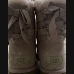 Women UGGS