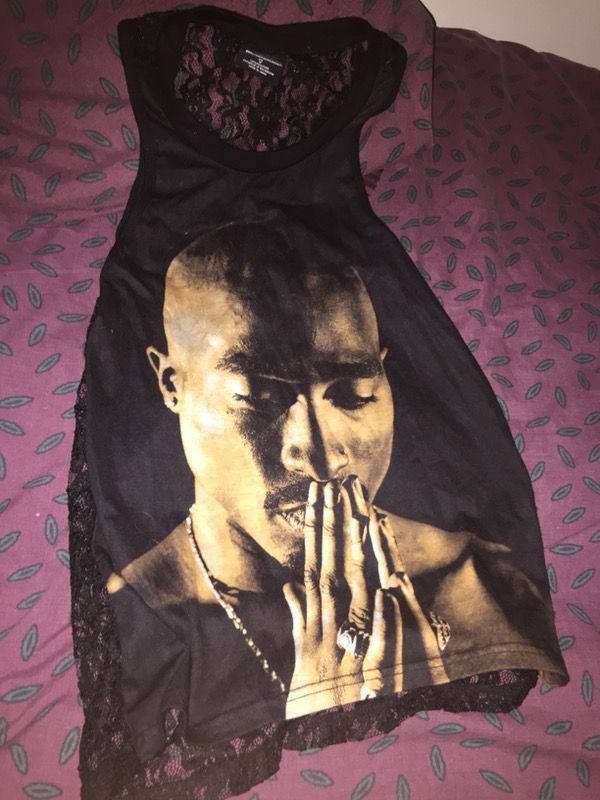 Wet seal Tupac Tank Top