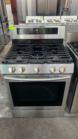 30”in wide sansung gas range use like perfect working