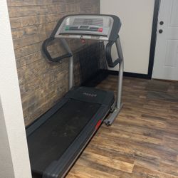 Treadmill 