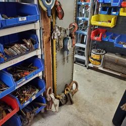 Snatch Blocks,  Pulleys, And Other Heavy Duty 