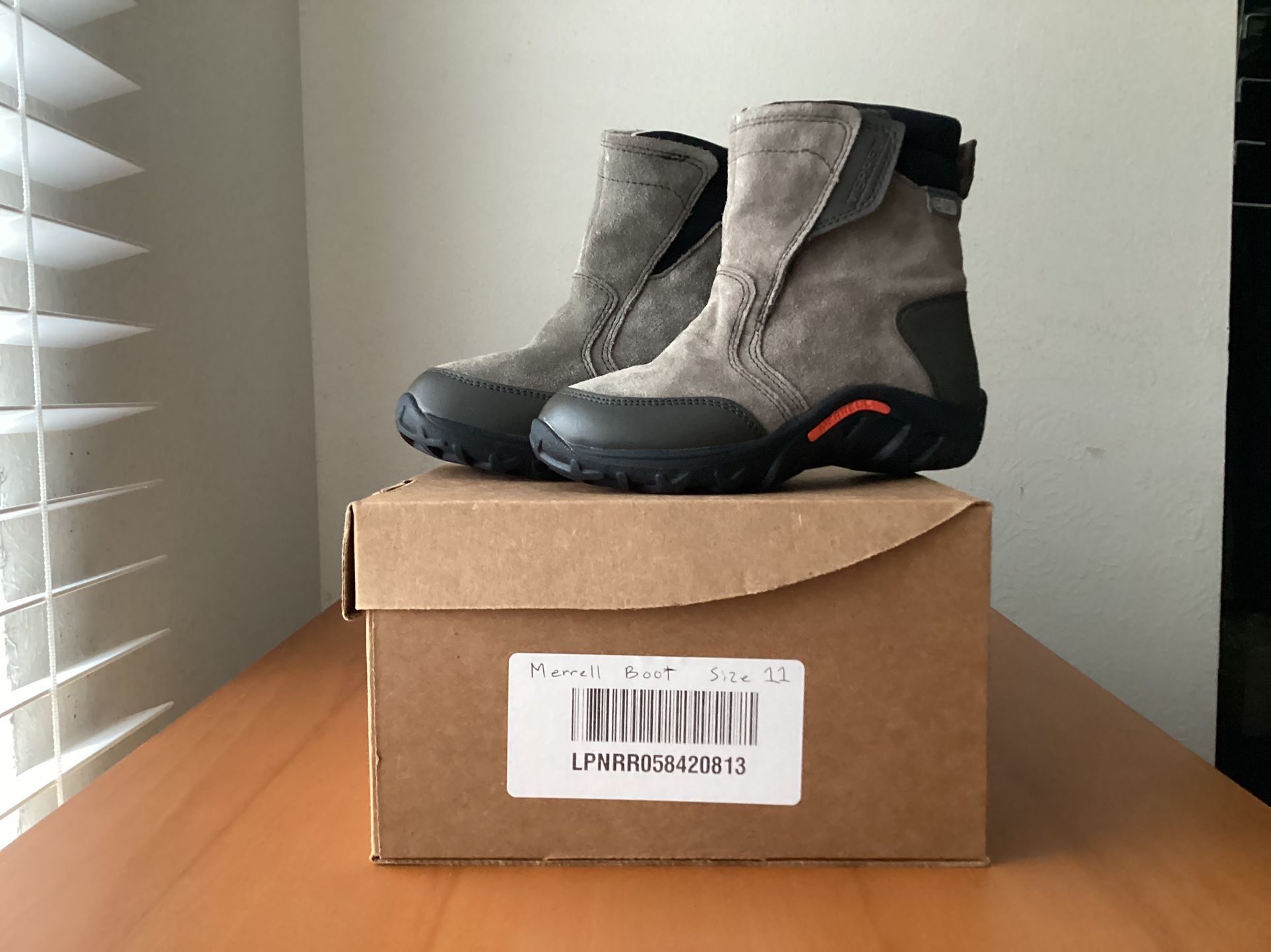 New Beige Merrell Boots For Rain And Snow! Size 11 Boys Boots