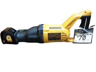 Dewalt Dwe305 Yellow Corded Reciprocating Saw