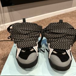 lanvin curb sneakers used