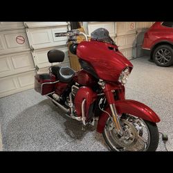 Harley Davidson CVO Street Glide