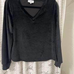 Soma Intimates V Neck Velour Top Size Small