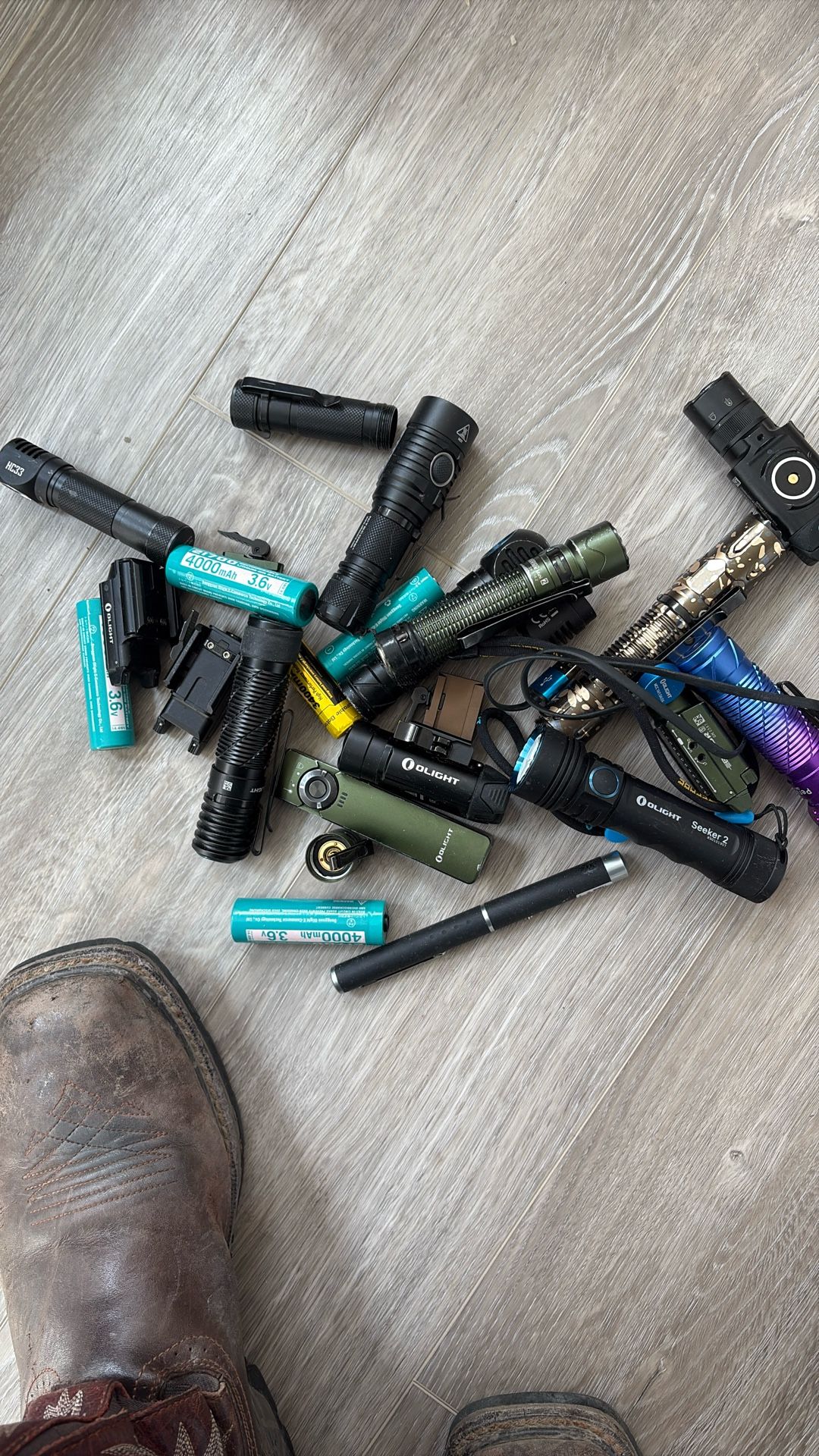 O Light Flashlights And Pistol Lights