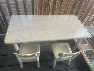 Kids Table