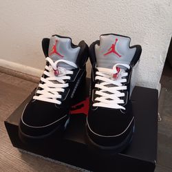 Jordan 5 Black Metallic Reimagined