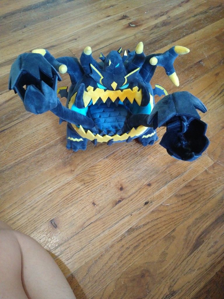 Guzzlord Poké Plush - 21 ½ In.