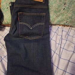 Levis