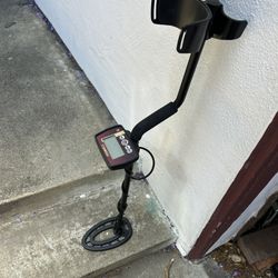 Metal Detector 
