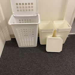 Free 3  plastic baskets