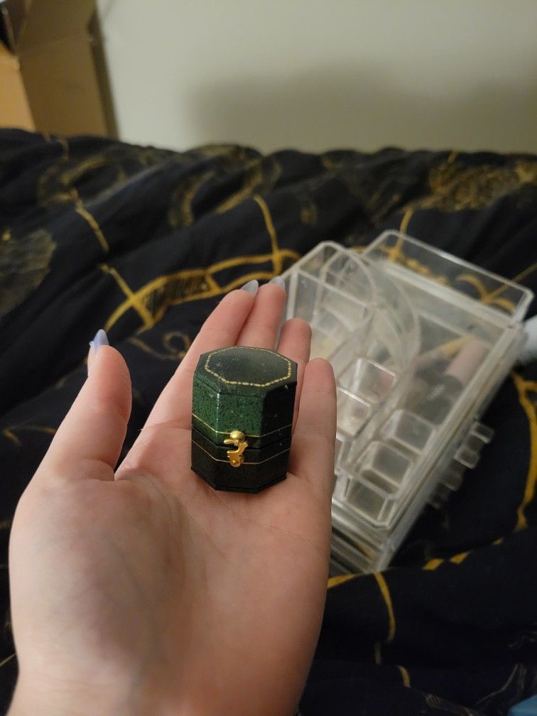 Ring Box