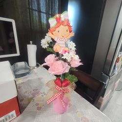 Baby Strawberry Shortcake Decorations
