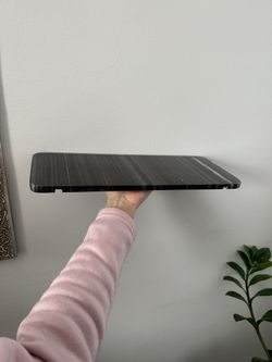 Premium Marble Shelf with Two Brackets – New!