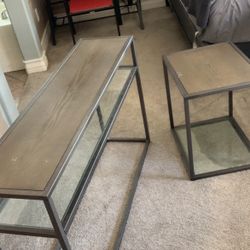 2 Accent Tables With Glass Shelf